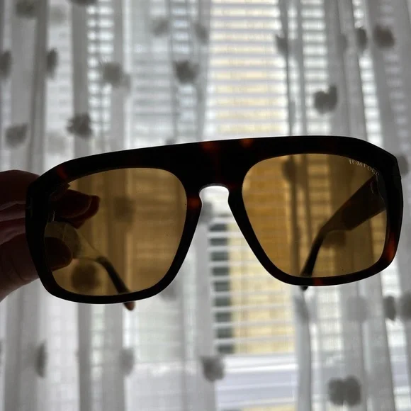 Tom Ford Conrad Brow-Bar Sunglasses - Picture 7 of 16